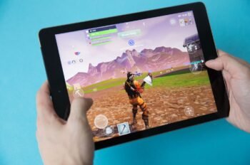 В Fortnite новый iPad показывает отличную графику